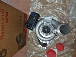 Турбокомпрессор Оригинальный Новый на Mercedes OM 642 LS DE 30 LA 